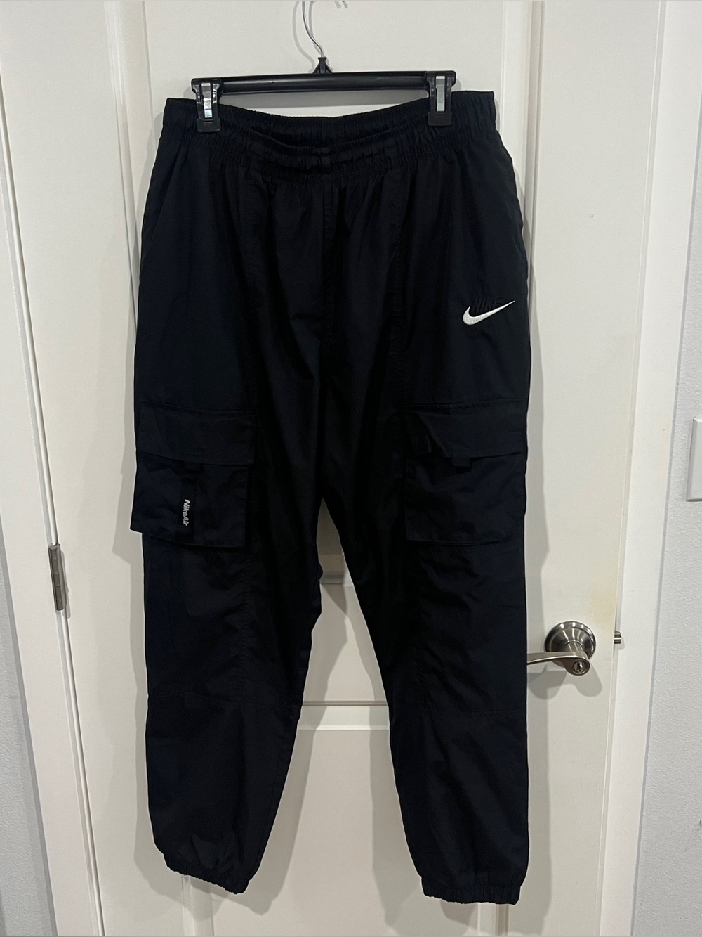 Nike Air Woven Cargo Track Pants (sz XL) CU4143-010